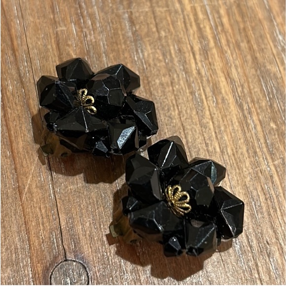 Vintage Germany Black 3 Strand Beaded Necklace. Choker & Matching Earrings set - Picture 10 of 16